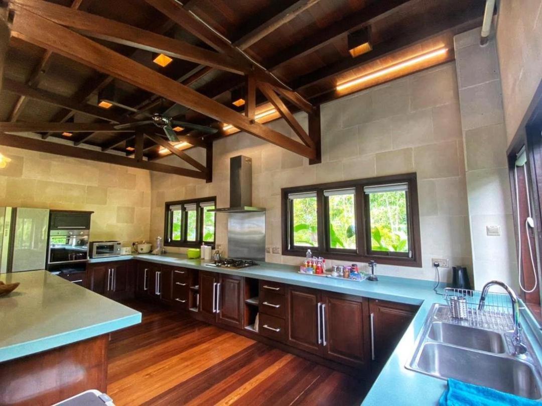 Kudat Riviera Exclusive Beach Villas エクステリア 写真
