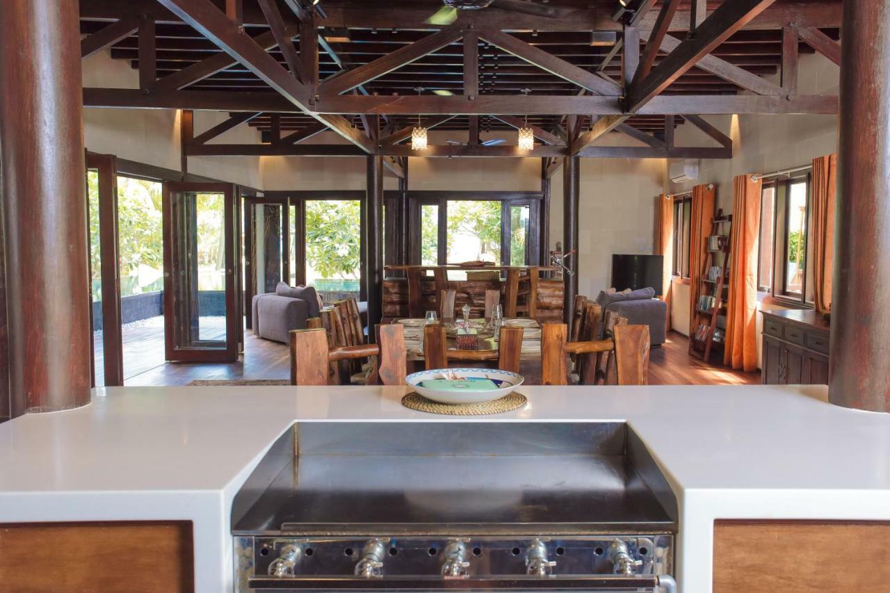 Kudat Riviera Exclusive Beach Villas エクステリア 写真